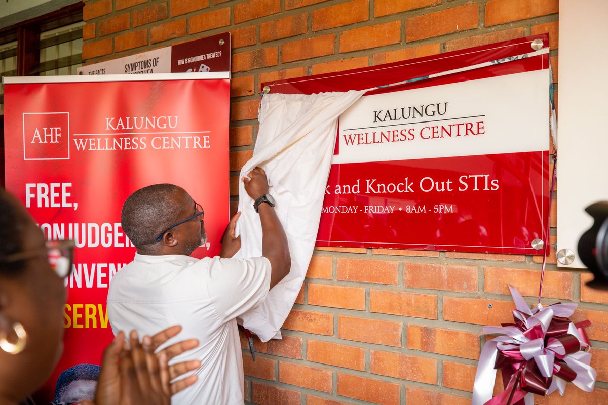 ahfugandacares's tweet photo. Exciting News.
Today @ahfugandacares has launched  #AHFKalunguWellnessCentre officiated by Hon. Paddy Kayondo , RDC Kalungu district.
This center is dedicated to providing free STD screening &amp; treatment, ensuring accessible sexual health services for all. 
#AHF
#STDScreening https://t.co/KjhNlwn1wH