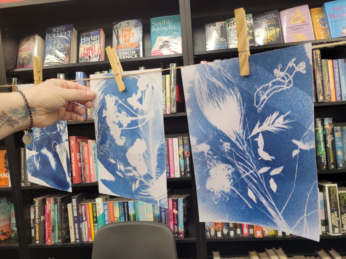Join us this Saturday at Catford Library from 10:30am-12:30pm and make cyanotype prints inspired by the work of renowned American photographer Robert Mapplethorpe in celebration of #LGBTQ history month. 

Find out more: tinyurl.com/3zbcu7rb