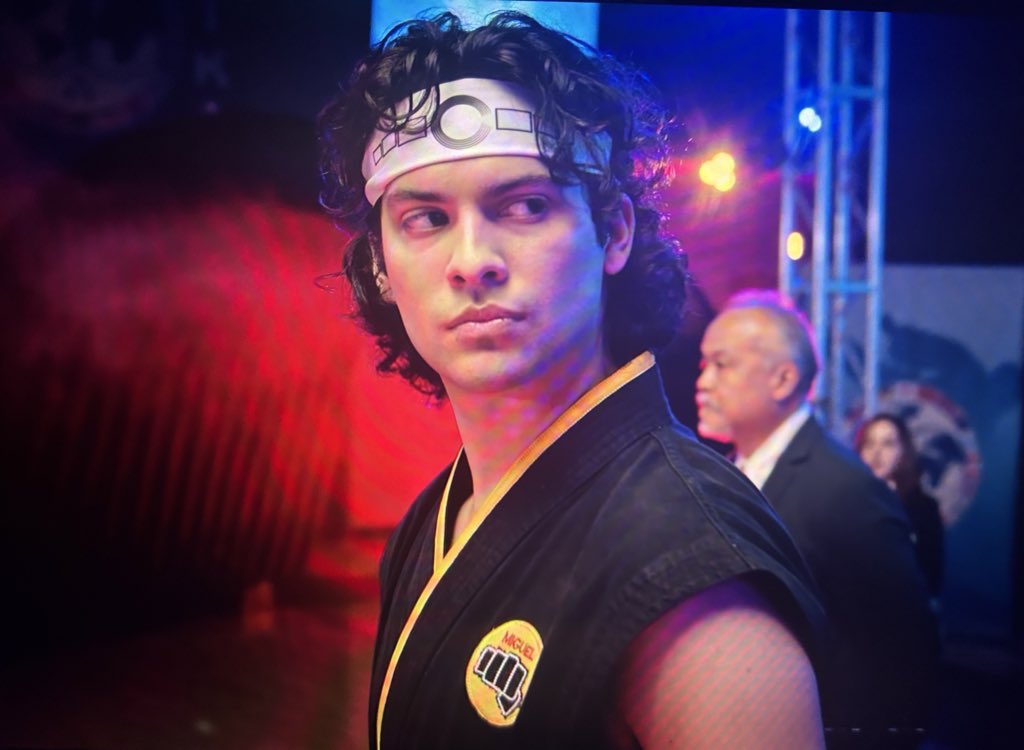 gih__vale's tweet image. repitam comigo:
COBRA KAI NEVER DIES