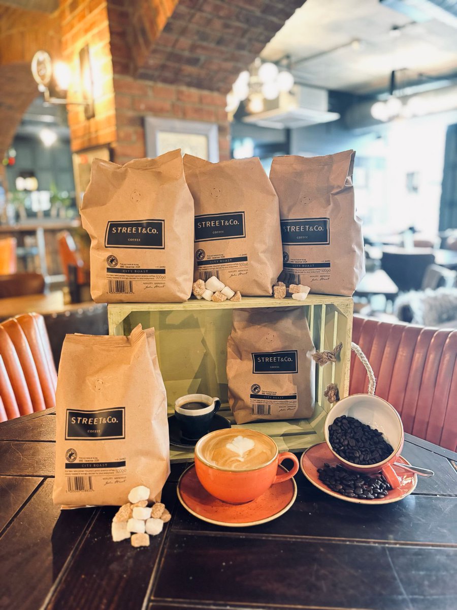 We have got you covered with a range of tea and coffee to get you through this February ☕️

Just don’t go judging us on our late art 😊 

#tea #coffee #cambridge #youngs #february #cold #lateart