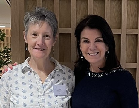 Jan Brown from <a href="/radiowey/">Radio Wey</a>, the health and wellbeing radio station for <a href="/ASPHFT/">Ashford & St Peter's</a>, recently met our Health and Wellbeing Ambassador, <a href="/DrDawnHarper/">Dr Dawn</a>, to talk about her Latest book 

The full interview can be heard here: tinyurl.com/5t3t9zzm

#DrDawnHarper #RadioWey #RangefordVillages