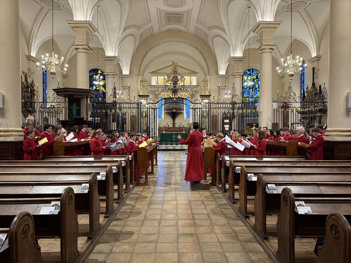 Derby Cathedral Music (@derbycathmusic) on Twitter photo On Tuesday, it was a delight to welcome Trent College Chamber Choir to sing Evensong with the Cathedral Choir. Several of our choristers attend the school, and we enjoy close links with them. Well done everyone, it was great to sing with you! 👏<a href="/TrentCollege/">Trent College</a> On Tuesday, it was a delight to welcome Trent College Chamber Choir to sing Evensong with the Cathedral Choir. Several of our choristers attend the school, and we enjoy close links with them. Well done everyone, it was great to sing with you! 👏<a href="/TrentCollege/">Trent College</a>