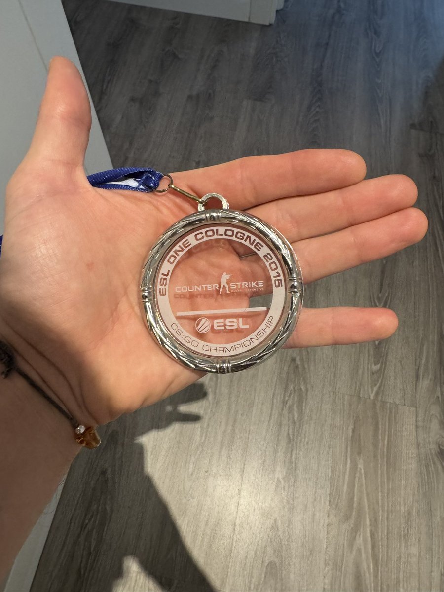 Dan Madesclaire tweet media