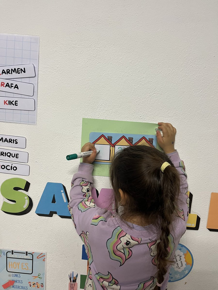 marina_terren's tweet image. Esta semana en las #asambleas del grupo de  #infantil de #ImpulsaKumpania hemos introducido un apartado de lógico-matemáticas🔢: el nº anterior y posterior ⏮️⏭️ 

#FSE #UE🇪🇺 #Educación #inclusión