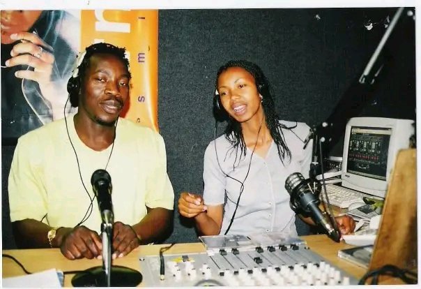 ItsRSKay's tweet image. Back in my Radio days(2002-2005),I was "The Romantic R with The Delicious T" on the Evening Cruise on TNG fm 96.2 at TUT Soshanguve campus.. dishing out the best of RnB and Soul music between 21:00 - 00:00 Mon to Thu...