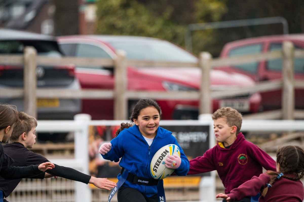 🏉 Our first rugby festival of the year! 🏉

Yesterday, our coaches were down at Lymm Rugby Club, where over 200 kids from local schools took part in a fantastic day of tag rugby.

Check out our highlights 

youtu.be/OdScKs2kfsI?si…

#GrowingTheGame