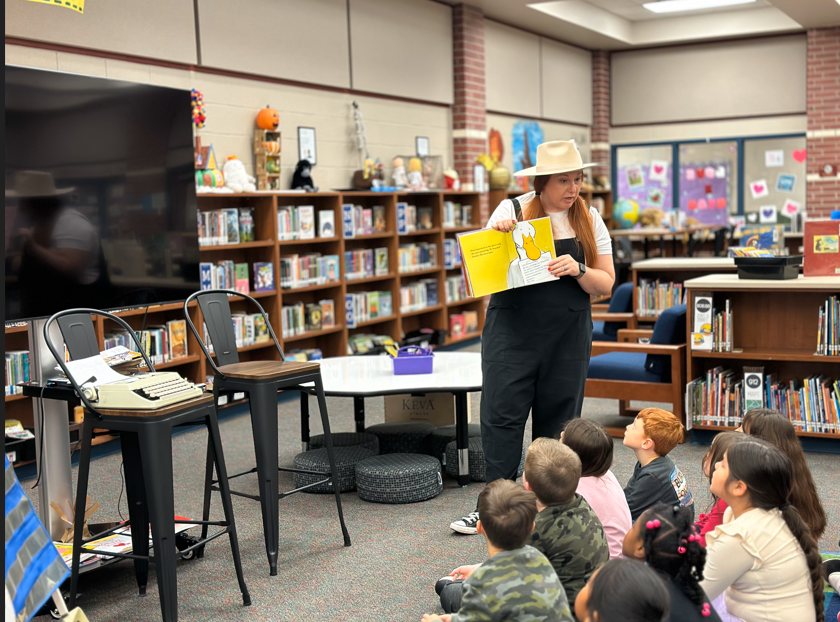 CISD_Libraries's tweet photo. Students @WilkinsonCISD learn about persuasive writing with Click Clack Moo Cows That Type. And yes, that IS a real typewriter!
#readforabetterlife
@ConroeISD https://t.co/DZbJdBd4Vt