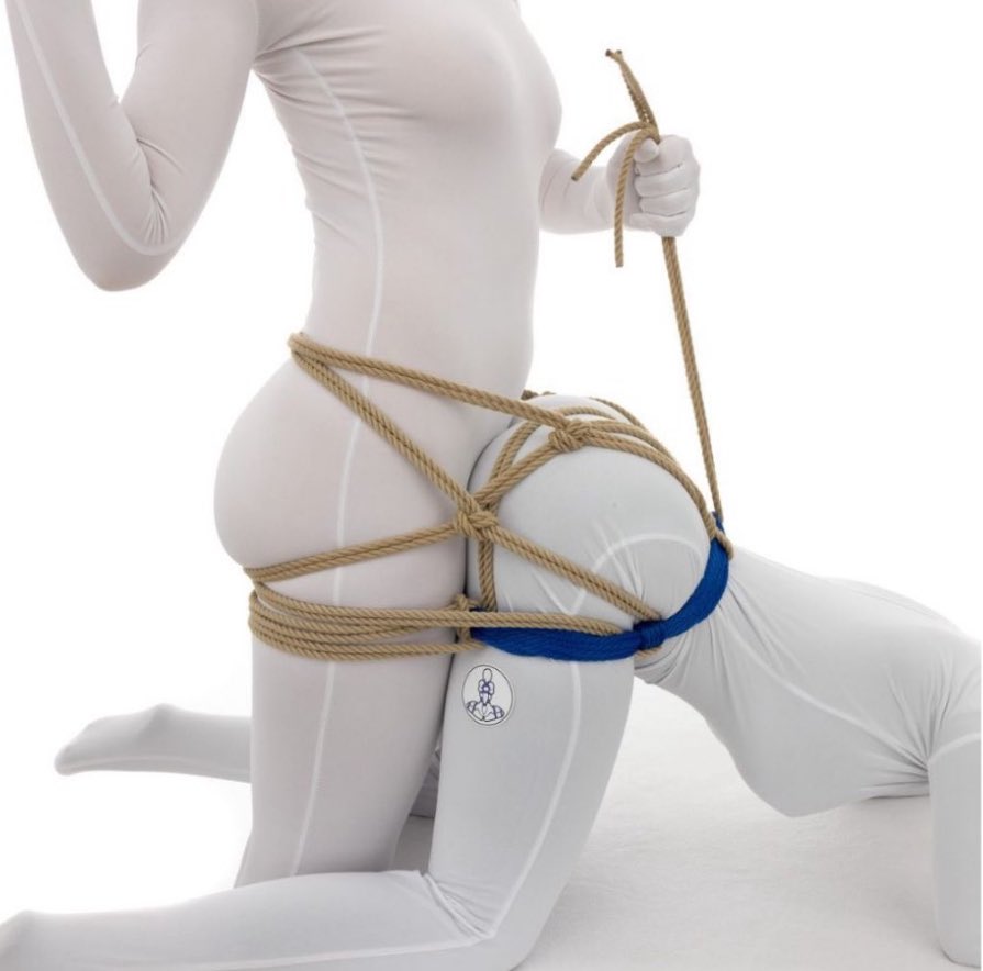 Wait come here I wanna try something