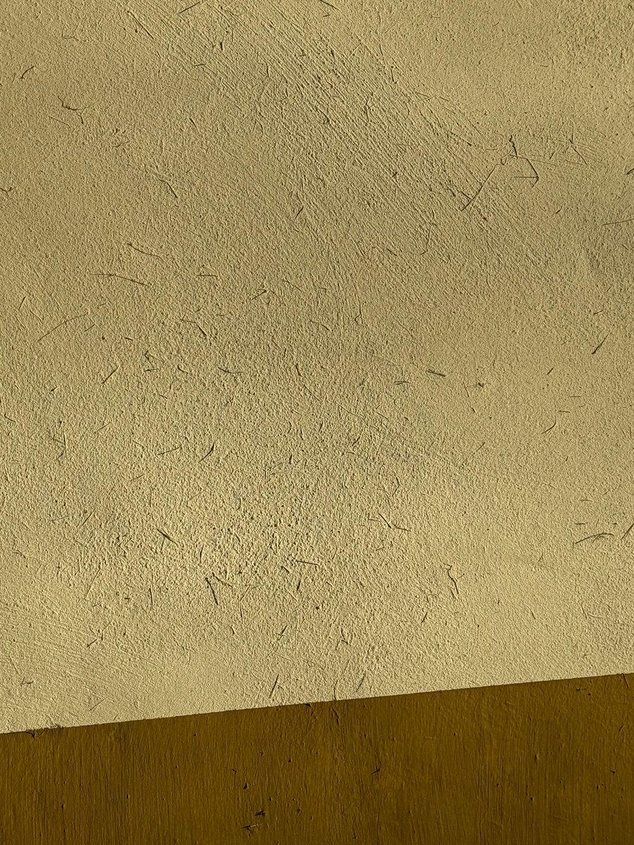 Hej har varit lite off, har byggt ett lerhus, behöver amortera, hör av er om jobb 🫡