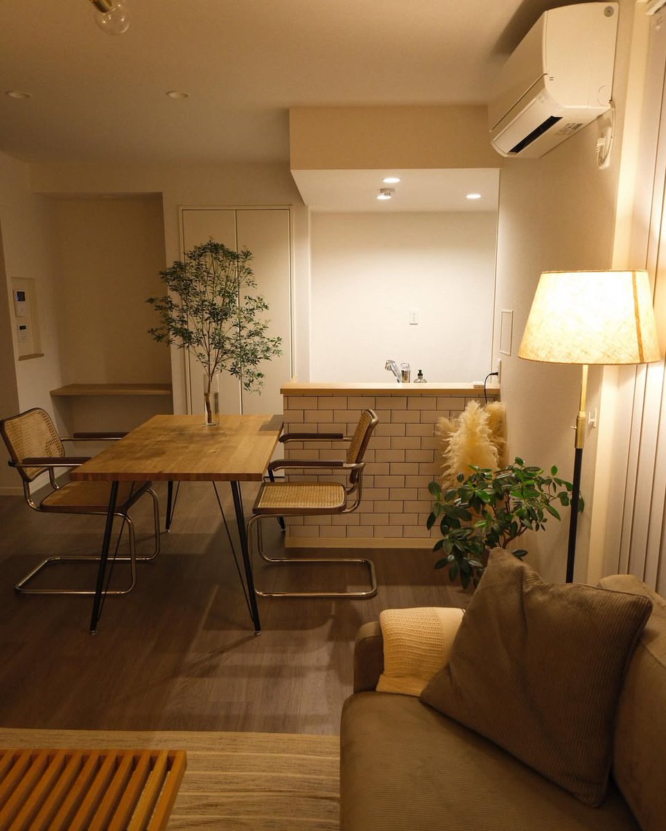 interiorsuckerr's tweet photo. https://t.co/4vV4kJQWvP