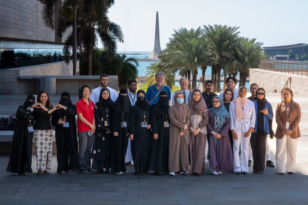 qevpl's tweet photo. أشكر @KAUST_News على هذه التجربة المذهلة، وكذلك على الفرصة الرائعة التي أتاحت لي التعرف على أشخاص واعضاء هيئة التدريس المميزين 🤍📚.
كما أوجه شكري العميق لجميع القائمين على جهودهم الكبير، ودعمهم المستمر، وتنظيمهم الجميل.
#AMCS_STAT
#ApplyKAUST https://t.co/zKsYW1I6gE