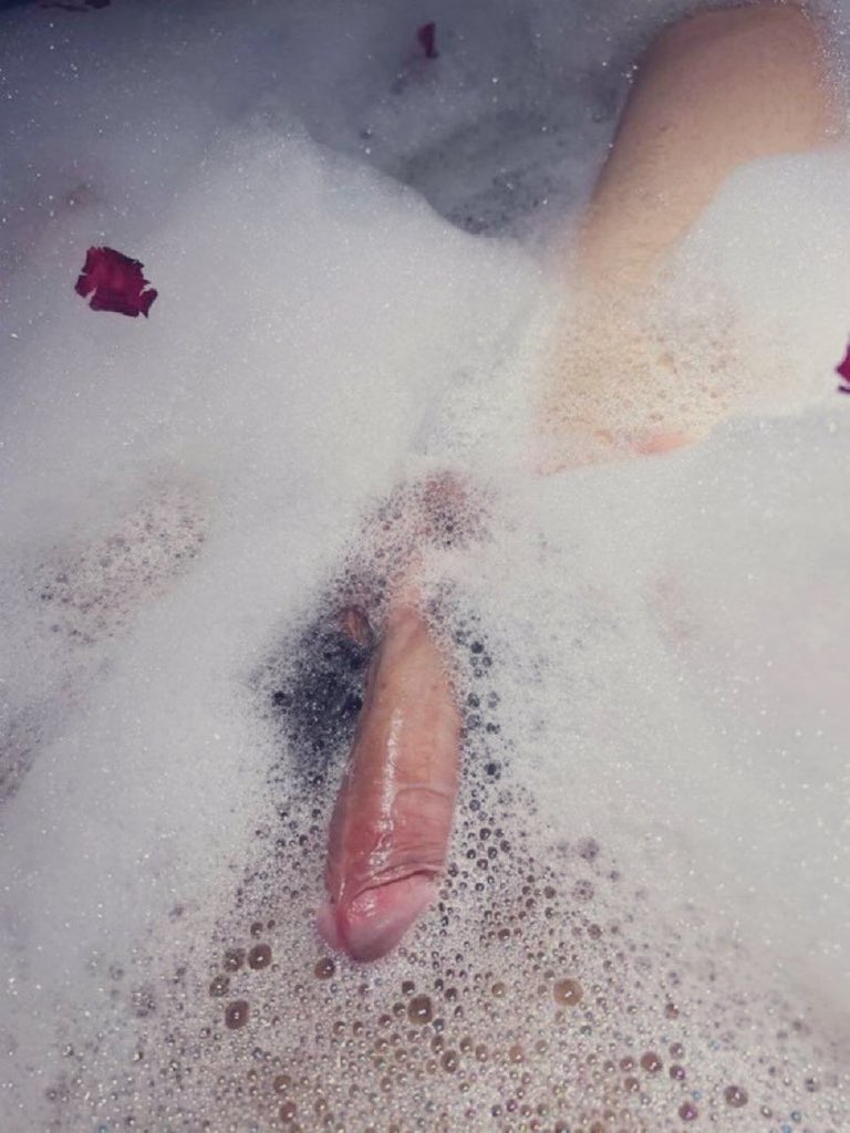 若隐若现🫤🫤🫤