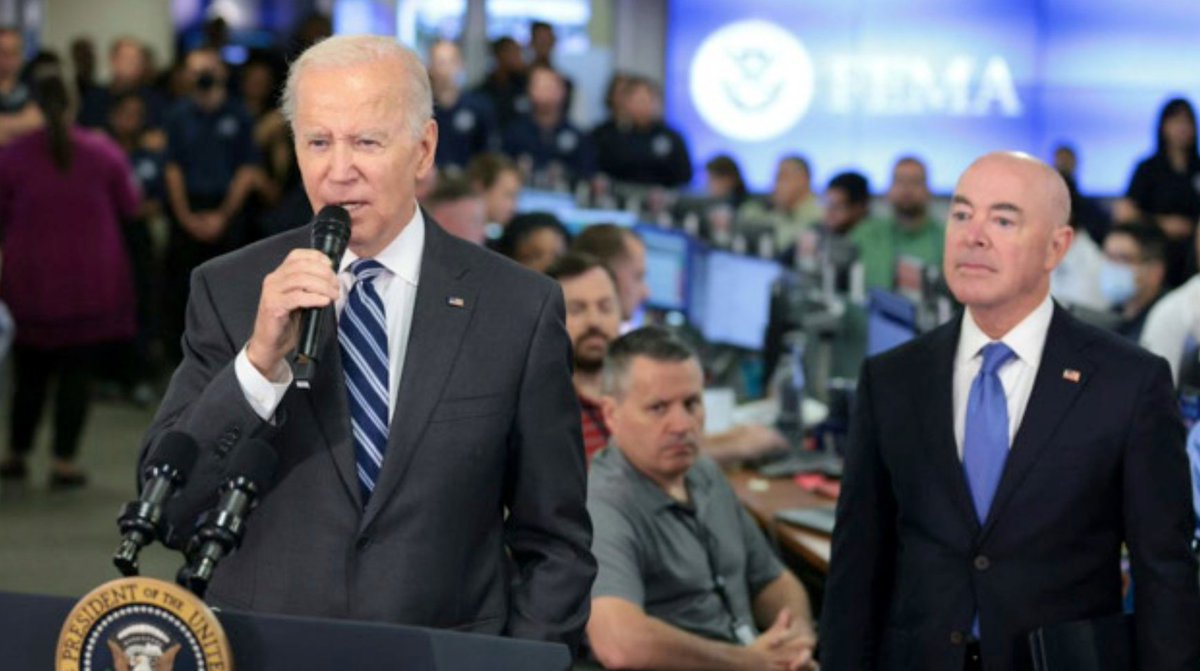 kylenabecker's tweet image. DID YOU KNOW: Biden tapped the Emergency Food and Shelter Program — a FEMA grant program to help homeless veterans — to the tune of a billion dollars to harbor illegal aliens in the United States?

They literally gave funds for homeless vets to illegal aliens. 

Despicable.