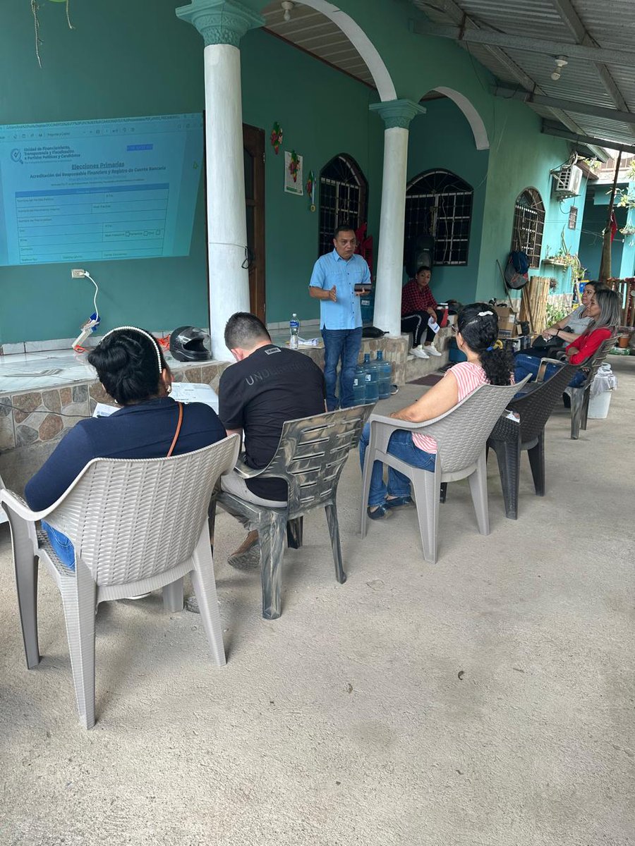 Socialización por parte de la #UFTF en Santa Bárbara a precandidatos de los movimientos <a href="/MorenaLibreHN/">Morena Libre</a>, <a href="/porlibrehnd/">Pueblo Organizado en Resistencia</a> <a href="/M28Libre/">M28</a> <a href="/frplibre/">Refundación Popular</a>