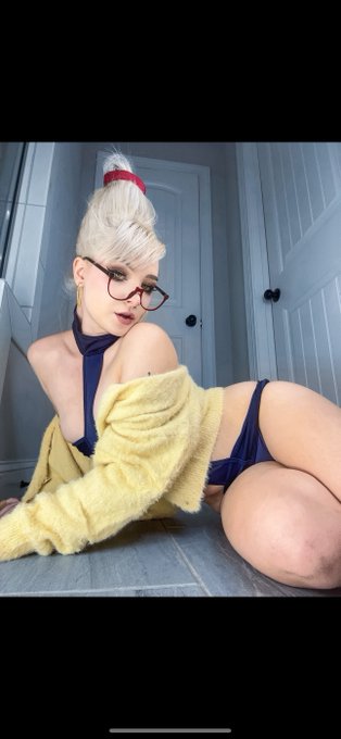 2 pic. Guess that cosplay for free Gifts in DMs (Medium edition) 🤍 💞 https://t.co/4gz8DifQdQ<a href="/tag/psylocke"class="tags"><span>#psylocke</span></a><a href="/tag/marvelrivals"class="tags"><span>#marvelrivals</span></a><a href="/tag/marvelrivals%E5%8B%9F%E9%9B%86"class="tags"><span>#marvelrivals募集</span></a>