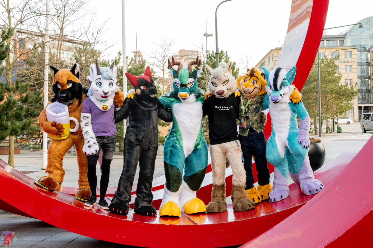 Tulius @ Bsky (@tuliusis) on Twitter photo Calling to all Tulius Costumes suiters at NordicFuzzCon!
We're having a family meetup and group photo on Thursday at 12 behind Clarion by the canal.
Old and new cl1ents are welcome and of course those who are interested.
📸 by <a href="/TheDDAmaroq/">Ama The Dragon 🔜 NFC</a> Calling to all Tulius Costumes suiters at NordicFuzzCon!
We're having a family meetup and group photo on Thursday at 12 behind Clarion by the canal.
Old and new cl1ents are welcome and of course those who are interested.
📸 by <a href="/TheDDAmaroq/">Ama The Dragon 🔜 NFC</a>