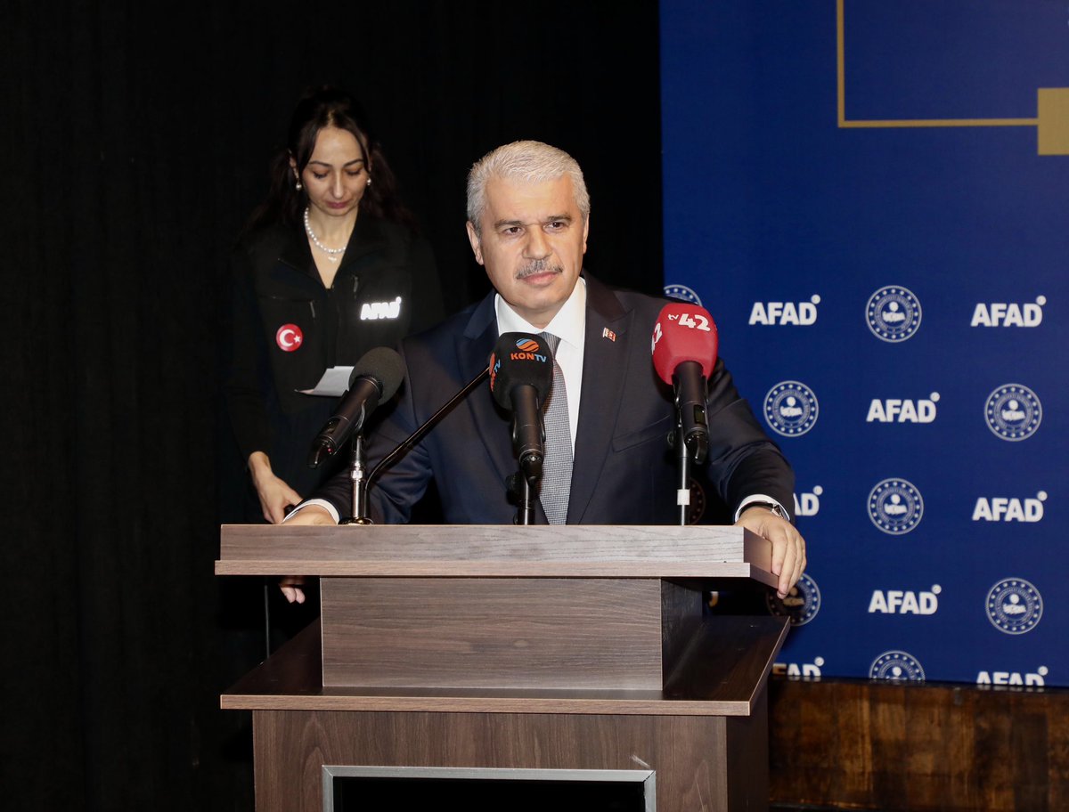 TCKonyaValiligi's tweet photo. Akreditasyon ve Destek AFAD Gönüllüleri Sertifika Teslim Töreni Gerçekleştirildi 

➡️  https://t.co/vyPdcEazZ2

@TC_icisleri 
@AFADBaskanlik 
@Vali_Akin 
#konya https://t.co/tZXesBjv8V