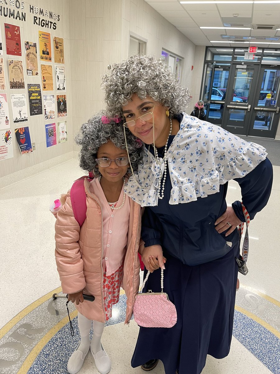 Sonia Sotomayor Community School (@justicesscs) on Twitter photo Today we celebrate the 100th day of school! Hoy celebramos los 100 días del año escolar!! <a href="/YonkersSchools/">Yonkers Public Schools</a> <a href="/AnibalSolerJr/">Aníbal Soler, Jr.</a> <a href="/LissetteCC13/">Lissette María-Colón Collins</a> <a href="/RcollinsJudon/">RoseAnne Collins-Judon</a> <a href="/ErikWrightYPS/">Erik Wright</a> Today we celebrate the 100th day of school! Hoy celebramos los 100 días del año escolar!! <a href="/YonkersSchools/">Yonkers Public Schools</a> <a href="/AnibalSolerJr/">Aníbal Soler, Jr.</a> <a href="/LissetteCC13/">Lissette María-Colón Collins</a> <a href="/RcollinsJudon/">RoseAnne Collins-Judon</a> <a href="/ErikWrightYPS/">Erik Wright</a>
