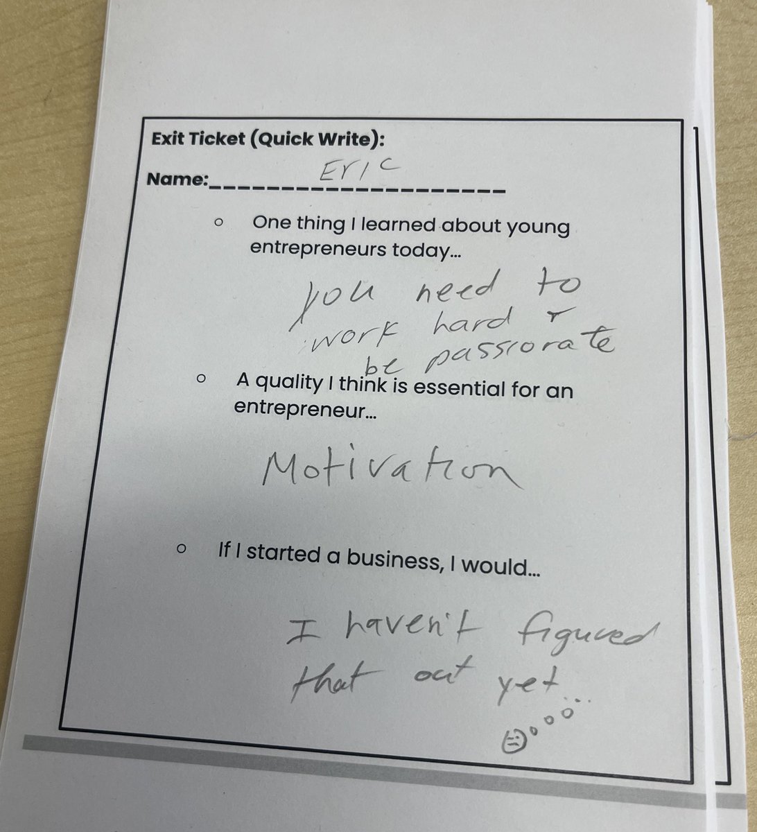 msclark_56's tweet image. Kicking off our #grade7 entrepreneurial #inquiryproject with the #QFT and some case studies of young entrepreneurs from. Canada 🇨🇦 Ss learned the value of open and closed questions. #youngentrepreneurs @ExperienceTVDSB #TVDSB #inquirylearning #TVDSB