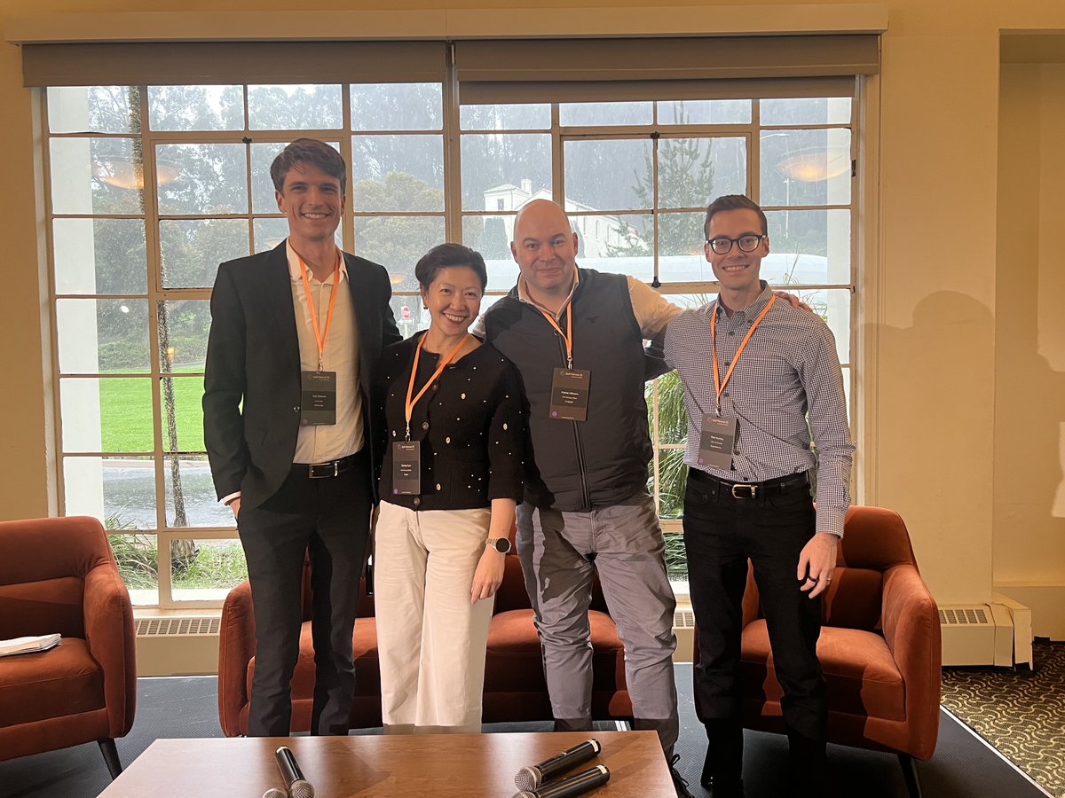 tassatgroup's tweet image. #Tassat’s CPO Glendy Kam recently spoke at DeFi Retreat 25’ to discuss Real World Asset Tokenization and blockchain’s role in financial markets. Valuable conversations shaping the future of the industry! #DeFiRetreat #Blockchain