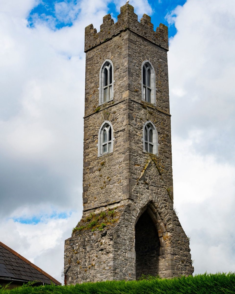 🏰 Step back in time at Magdalene Tower! ✨  
Standing tall in Drogheda, this 14th-century relic was once part of the Dominican Friary of Saint Mary Magdalene, founded around 1224
📍 Discover more here bit.ly/4aMT3LK  
#VisitLouth #KeepDiscovering #Drogheda #HiddenGems