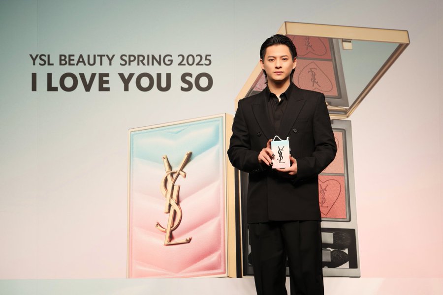 WORLDMUSICAWARD's tweet photo. #ShoHirano is the new Global Ambassador for YSL Beauty after his “Rouge Pur Couture” campaign caused sales to increase 540 times! 💪🆕🌎🌟🕵🫧🧴˚˖𓍢ִ໋🌷͙֒✧˚.🔥👑 🩷 

📽️: https://t.co/GN1m1ZNucD 

#YSLBeautyxShoHirano 
#Number_i @number_i_staff 

https://t.co/DRiIrL5seq https://t.co/vjtQtiaVCR