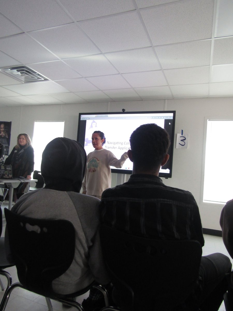 Early College High School tweet media