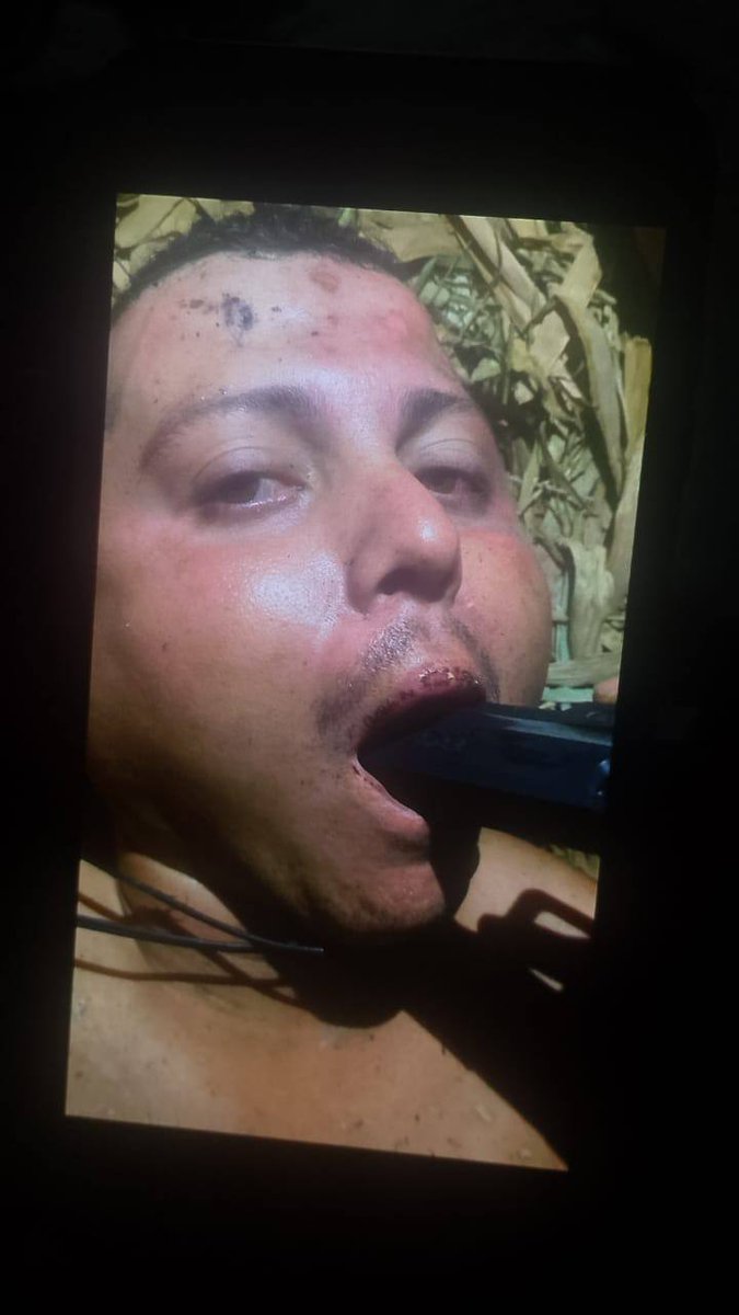 RjMilicia's tweet photo. Muzenza, Itanhangá 
O Traficante conhecido como PCX, a Mando do Traficante Zeus, sequestrou e matou um rapaz conhecido como Marquinhos, morador do Rio das Pedras.
Marquinhos é trabalhador, foi agarrado pelos Traficantes no momento que voltava do trabalho. https://t.co/mfm1Uh8rCd
