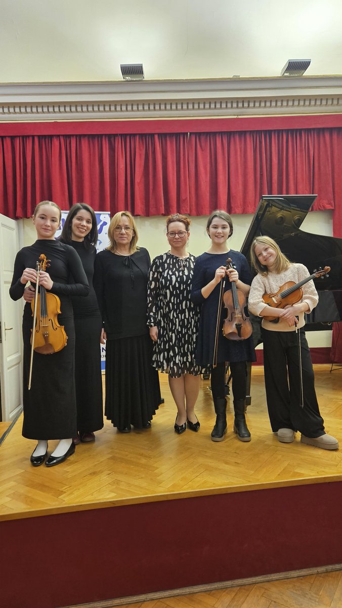 Uspješno završena 3. Međunarodna glazbena škola u Osijeku, Međunarodna gudačka škola ArcOS. Projekt Glazbene škole Franje Kuhača Osijek i Glazbene mladeži Osijek. #teamwork #Project #Osijek 
Više na 🔗facebook.com/share/19zSjMR8…