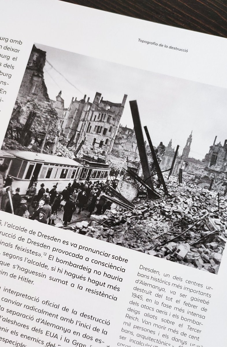 13 de febrer de 1945, bombardeig de Dresden. Avui fa 80 anys.

Ho vàrem explicar a #Topografiadeladestrucció de <a href="/bcn_llibres/">Barcelona Llibres</a> 

#femmemòria #femhistòria