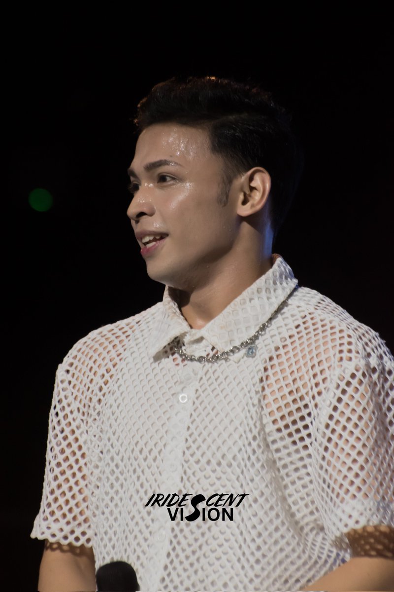 iridescent_ppop's tweet photo. 240526 PLUUS THEO @ SBTOWN MUSIC FIESTA

#PLUUS @pluus_official 
#PLUUS_THEO #THEO https://t.co/CPmbaiO5GE