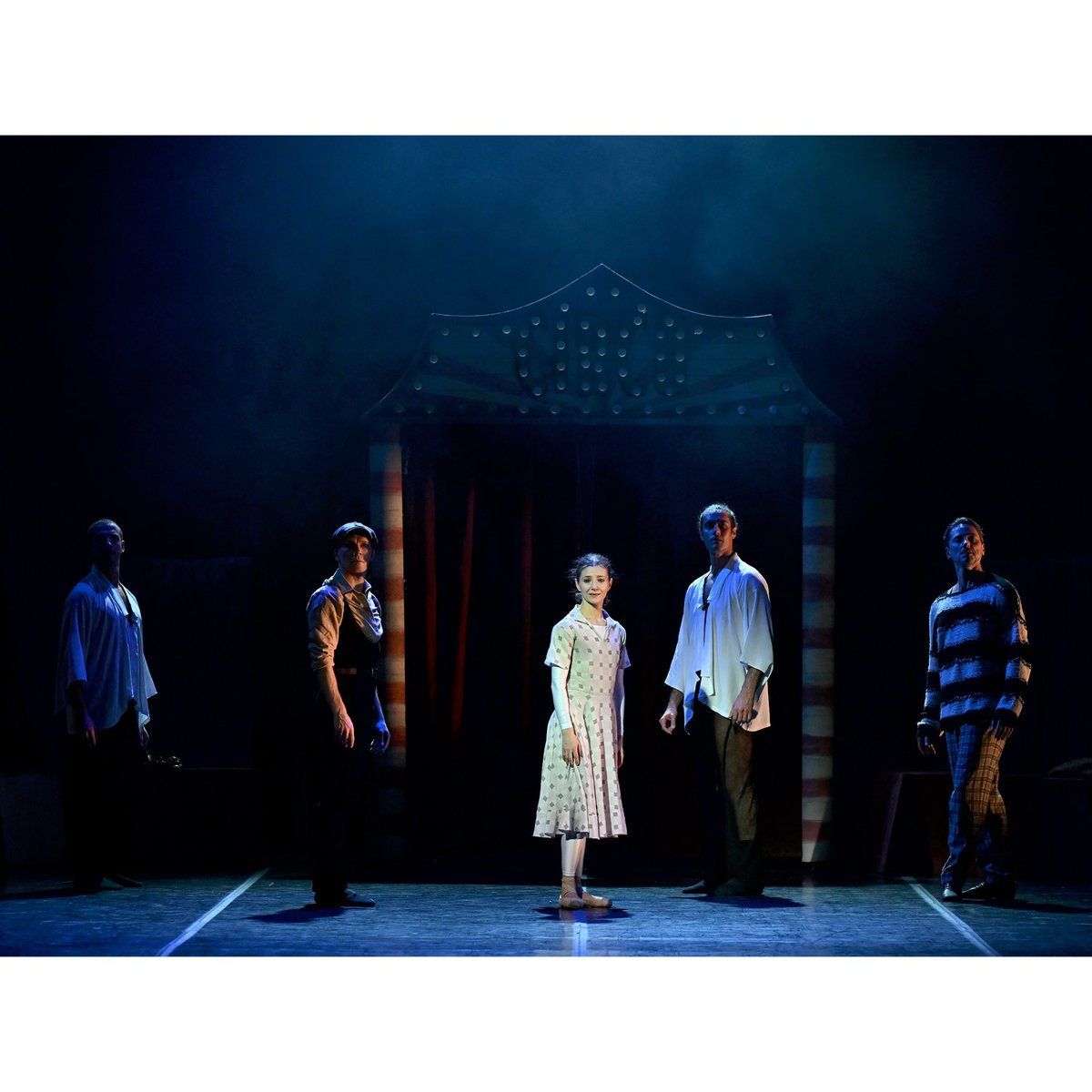 La Strada 

Pics - Roberto Ricci