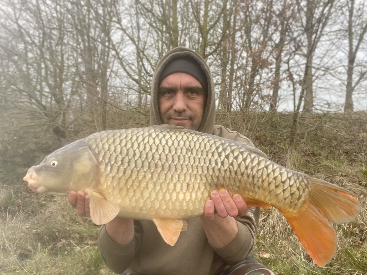2nd cast 15lb 12oz block of ice my hands are now numb!

<a href="/5calesandtails/">scalesandtails</a> 
#fishing #carpfishing #winterfishing #fishingtrip #fishinglife #teamscalesandtails
