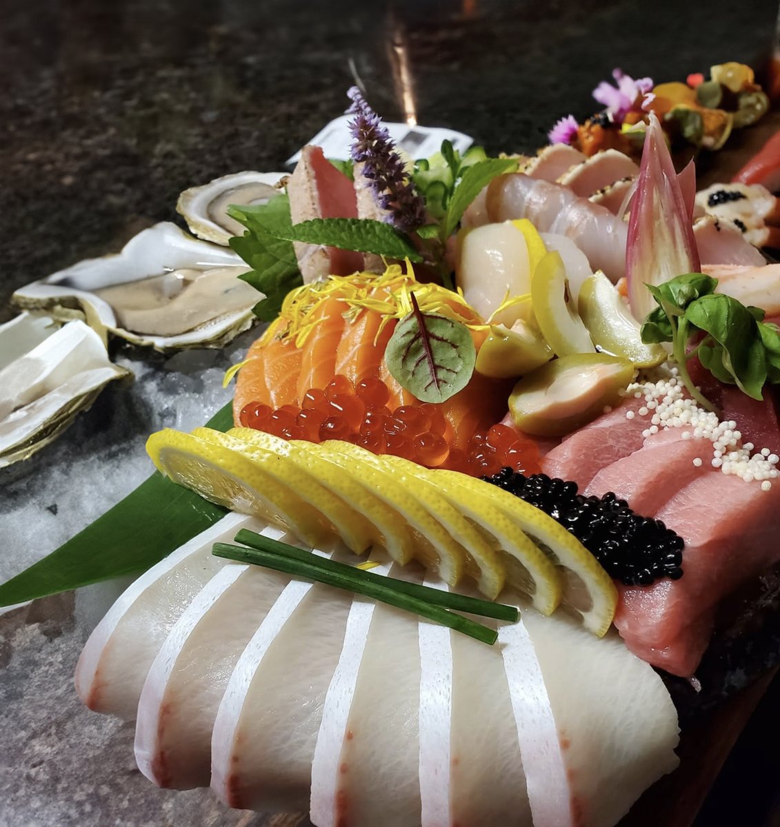 Réveillez-vous et brillez ! Ne laissez pas le temps vous abattre ! Nous sommes ouverts et nous livrons !

Rise and shine! Don’t let the weather get you down! We’re open and we deliver!

-
514-750-7534
info@parkresto.com