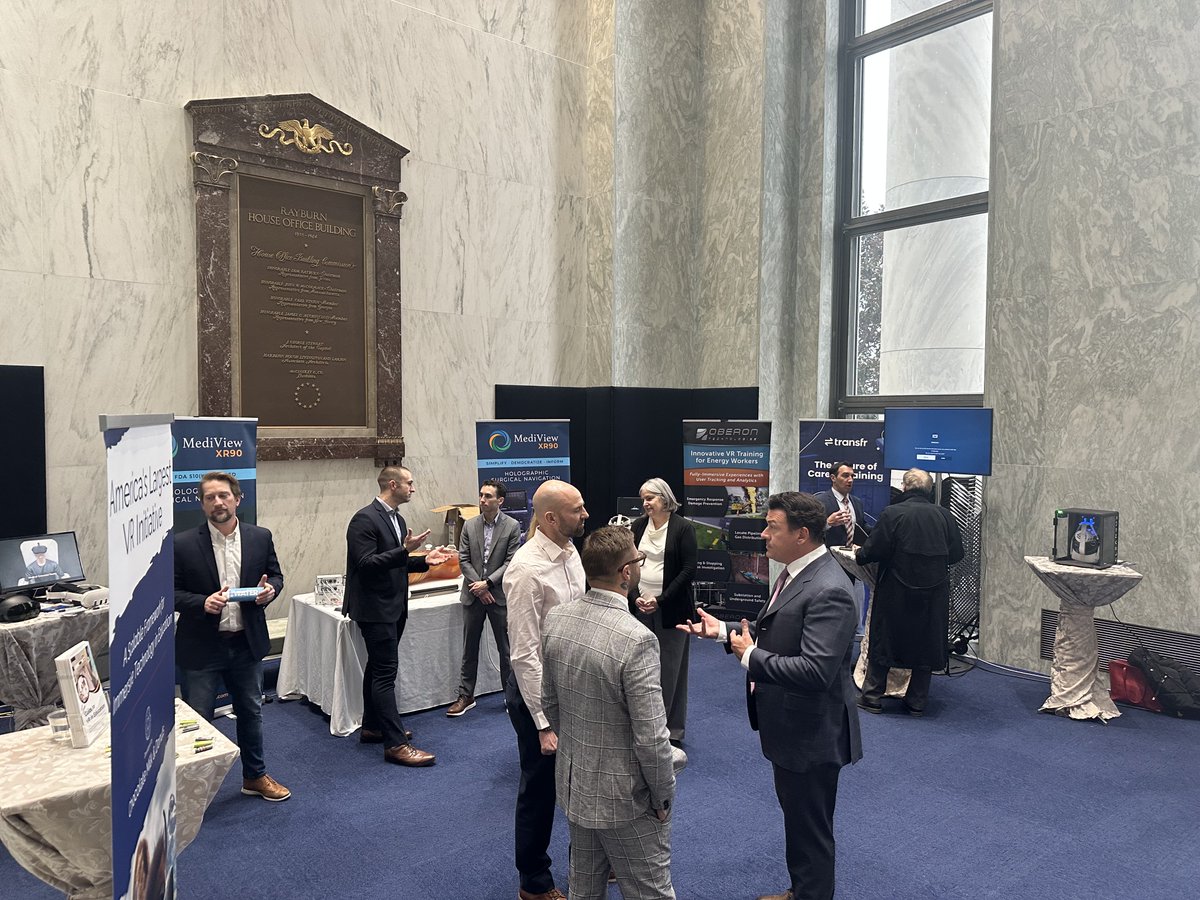 Great discussion and demos of immersive technology with the XRA in DC. VR Training is a key to Energy workforce enablement, a shared area of focus for both Oberon and members of congress on both sides of the aisle.

#XRA  #XRTechnology #VRTraining