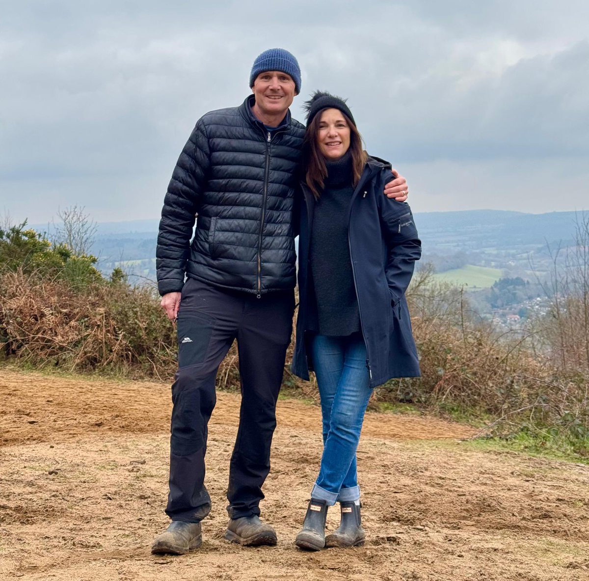 Three weeks ago I had open heart surgery to replace my aortic valve and repair my aortic root. My “incompetent” bicuspid valve was discovered when I was 11 years old and for the last 47 years I have been looked after by the cardiac team at Southampton General Hospital. 🧵