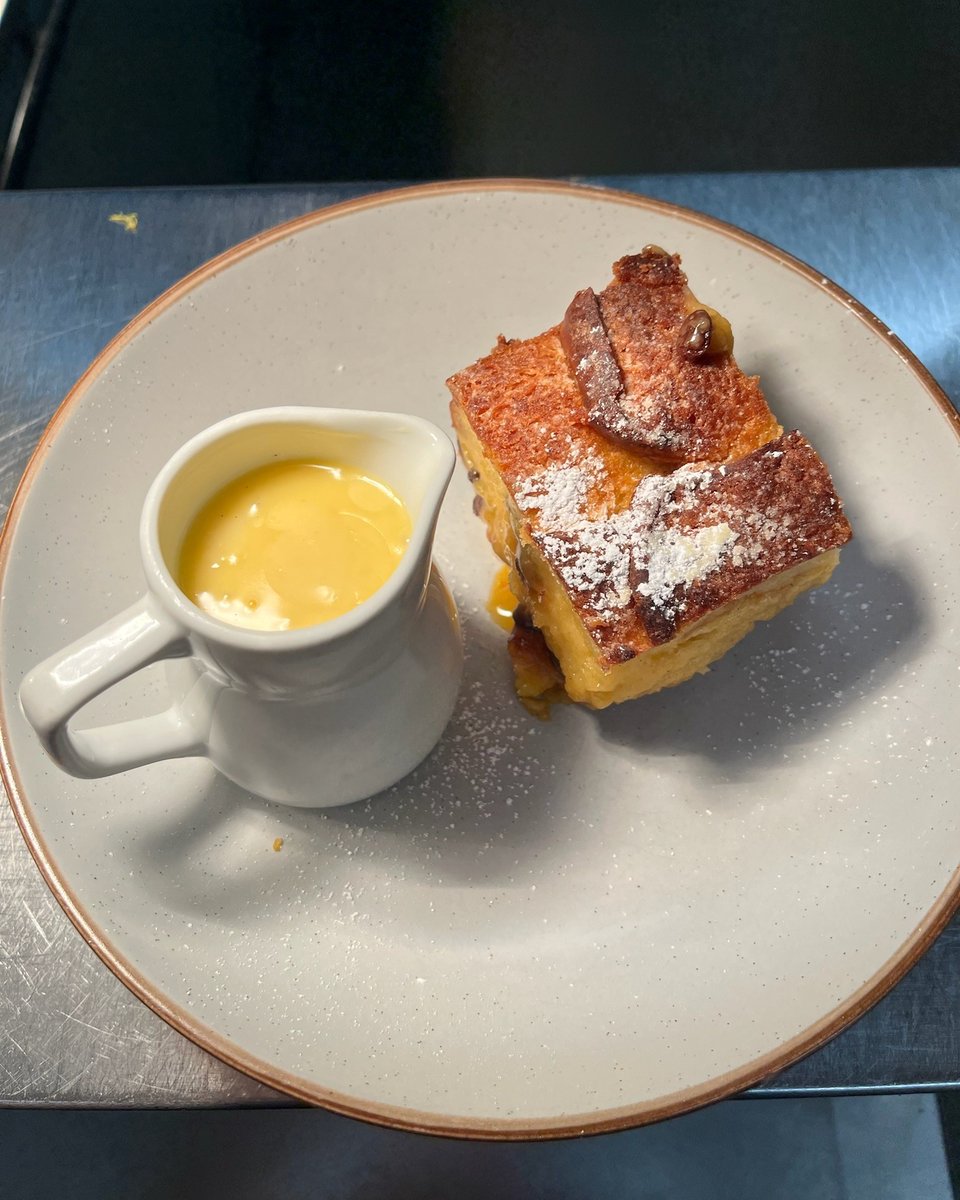 Never skip dessert! 🍨 Which one'll you be having then? 

Blackberry &amp; Apple Crumble OR Brioche Bread &amp; Butter Pudding

You're right, one of each, please!