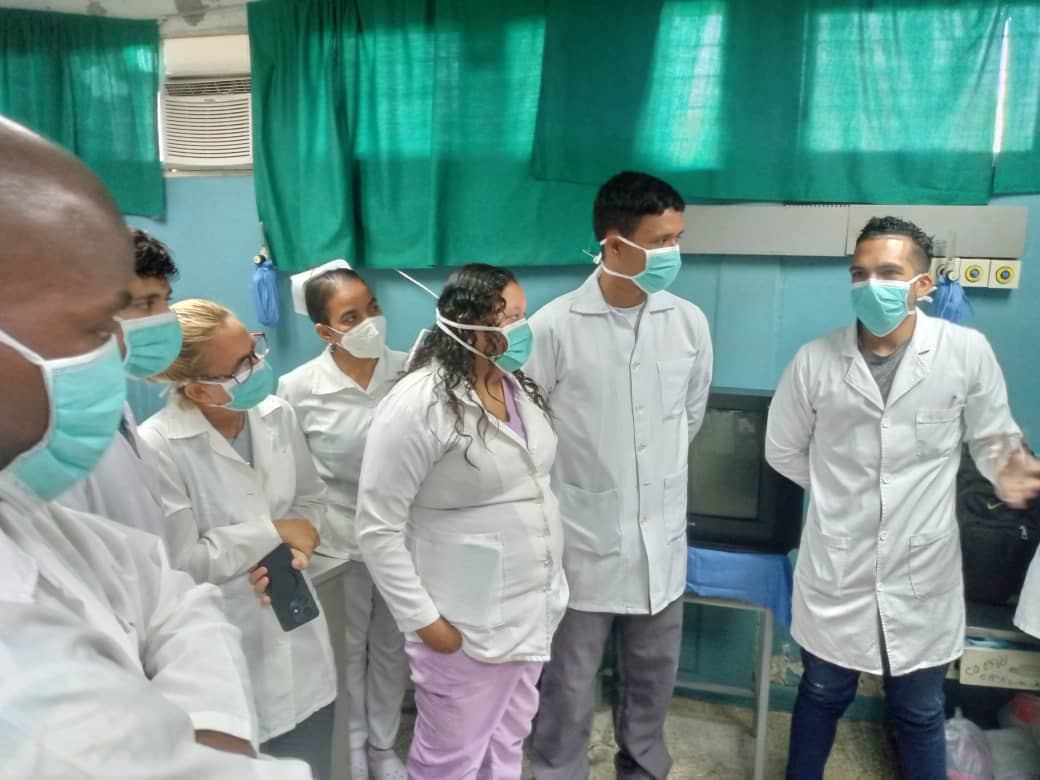 En el día de hoy se realiza discusión de caso al colaborador hospitalizado en el CDI escuela José Félix Ribas, presidida por el jefe de estado Dr. Jorge Luis Gonzalez Suarez, núcleo del PCC estadual,  Vicejefa Integral, Presidente de Comisión Médica #CubaPorLaVida