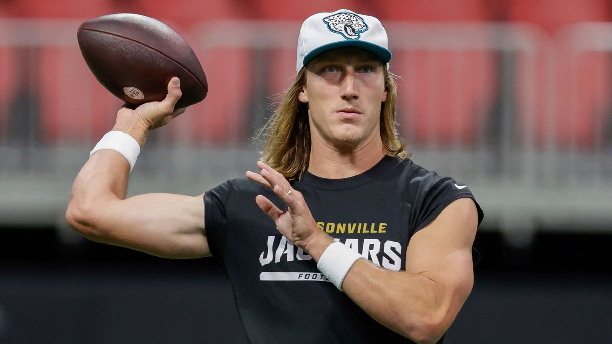 NFL_DovKleiman's tweet photo. The #Steelers have reached out to the #Jaguars to trade for Trevor Lawrence, per @RyanBurr https://t.co/jUNkgpKM6q