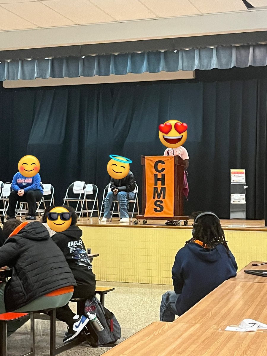 Mar_AdamsPPS's tweet image. Exciting times at @TruckersChMS ! Students are showcasing their spelling skills at today's Spelling Bee. Proud to see the Truckers navigating their GPS for Success! 🧡🖤🧡
#PPSSHINES
@PortsVASchools