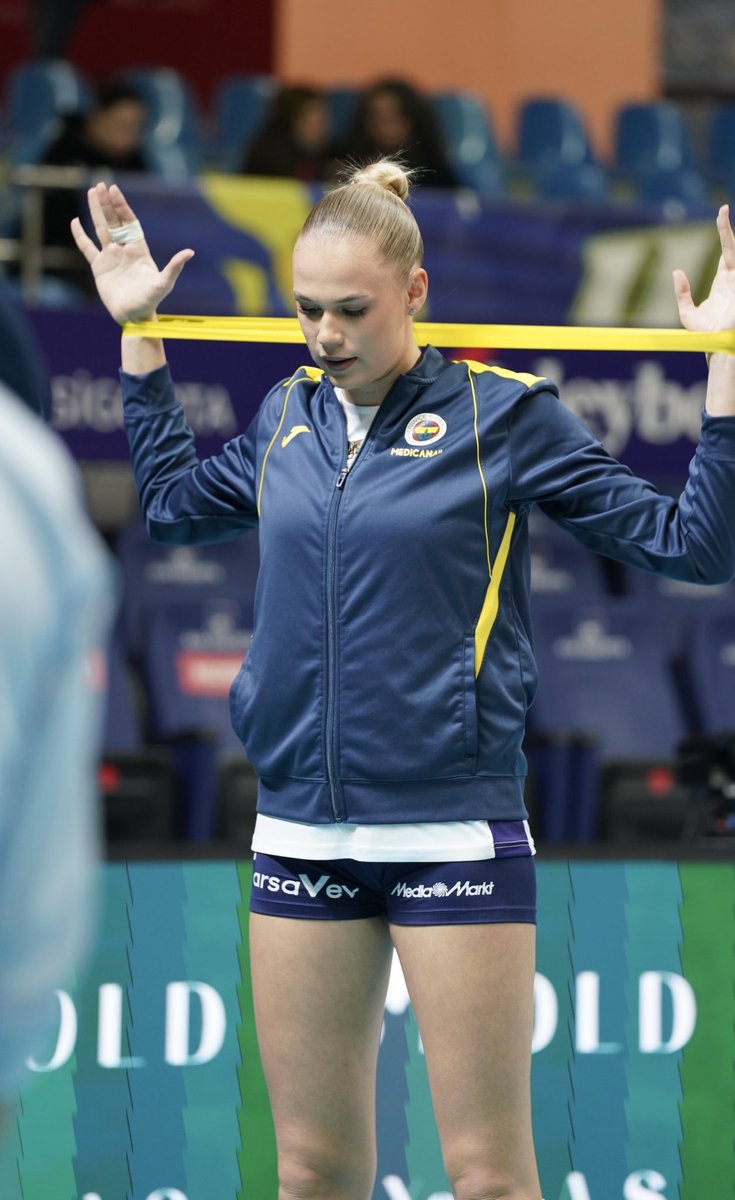 Bu akşam Kadıköy’de oynanacak olan Anderlecht maçında Başarılar Fenerbahçe’m 💛💙