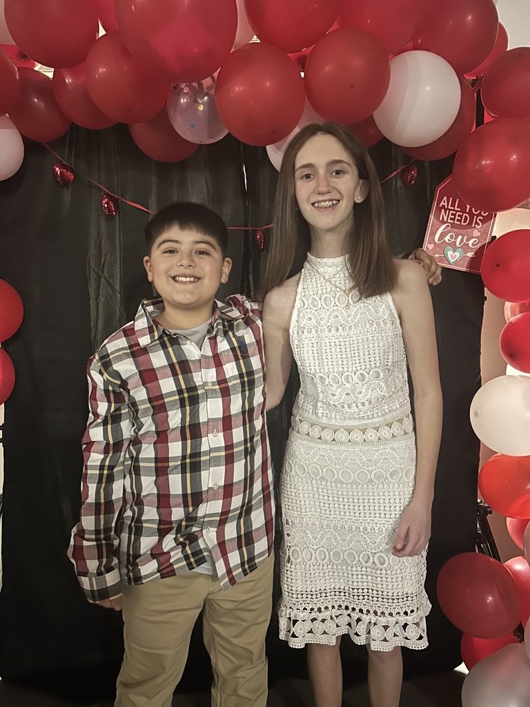 Our sophomore class sponsored a Valentine's dance for middle school students this past weekend. Looks like our students had a great time!