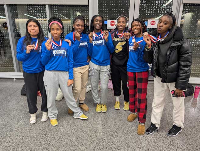 Irvington HS indoor track and field athletes give good performances at Essex County Relay Championships dlvr.it/THyL84