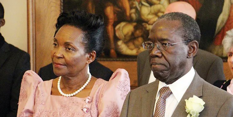 Court finally grants family access to Kampala property mogul Mohan Kiwanuka after his lawyers concede he’s insane. This follows the successful application by his sisters; Jalia Muwanga, Nantege Yudaya Nsereko, Berti Nsereko Kawooya and Sarah Nsereko observer.ug/news/court-fin…