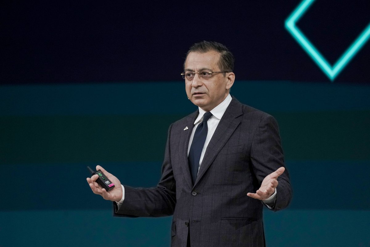 Amit Midha (@amitmidhaceo) on Twitter photo It was an honor to deliver the keynote at the <a href="/PIF_en/">Public Investment Fund</a> Private Sector Forum 2025, sharing <a href="/alat_tech/">Alat | #TomorrowMadeBetter</a>'s progress and the incredible transformation unfolding in Saudi Arabia’s industrial sector.
We are at a turning point in global industry — where technology, sustainability, and It was an honor to deliver the keynote at the <a href="/PIF_en/">Public Investment Fund</a> Private Sector Forum 2025, sharing <a href="/alat_tech/">Alat | #TomorrowMadeBetter</a>'s progress and the incredible transformation unfolding in Saudi Arabia’s industrial sector.
We are at a turning point in global industry — where technology, sustainability, and