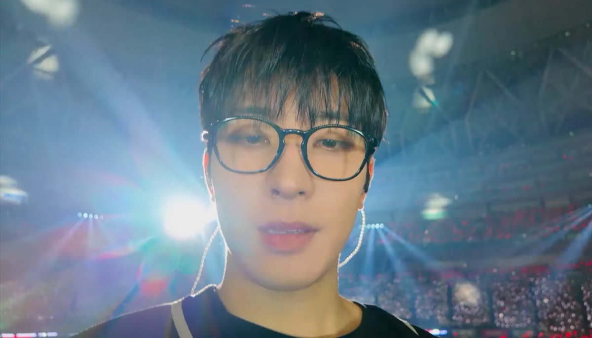 wonubliss's tweet image. jeon wonwoo 😭