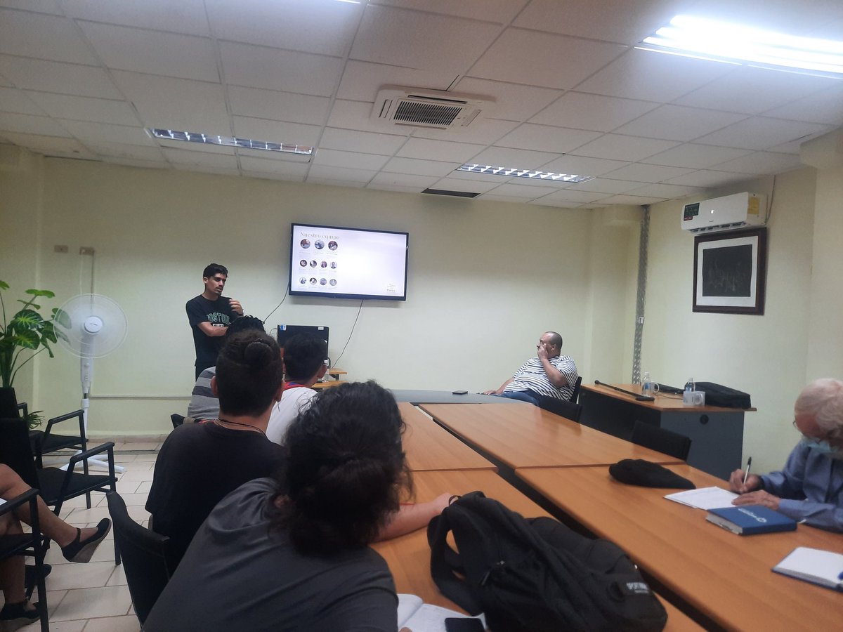 Eliani Cabrera (@cabreraeliani) on Twitter photo En el espacio del Seminario del Doctorado en Informática, recibimos al grupo de investigación PLEROS "Advancing Data Analysis" presentado por su líder Dr.C. Ernesto Estévez, Profesor Titular de la UH. Excelente espacio para la formación doctoral de la <a href="/universidad_uci/">Universidad de las Ciencias Informáticas</a>
<a href="/raydelmp/">Raydel Montesino Perurena</a> En el espacio del Seminario del Doctorado en Informática, recibimos al grupo de investigación PLEROS "Advancing Data Analysis" presentado por su líder Dr.C. Ernesto Estévez, Profesor Titular de la UH. Excelente espacio para la formación doctoral de la <a href="/universidad_uci/">Universidad de las Ciencias Informáticas</a>
<a href="/raydelmp/">Raydel Montesino Perurena</a>