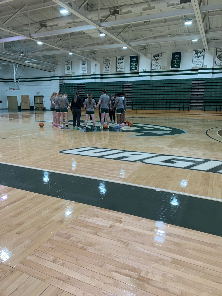Bruce Hamburger (@coachbruceham) on Twitter photo Quick trip to SI this morning to see my guy ā¦<a href="/NickDiPillo/">Nick DiPillo</a>ā© & his ā¦<a href="/LeMoyneWBB/">Le Moyne Women's Basketball</a>ā© team prepare for their game tonight. Quick trip to SI this morning to see my guy ā¦<a href="/NickDiPillo/">Nick DiPillo</a>ā© & his ā¦<a href="/LeMoyneWBB/">Le Moyne Women's Basketball</a>ā© team prepare for their game tonight.