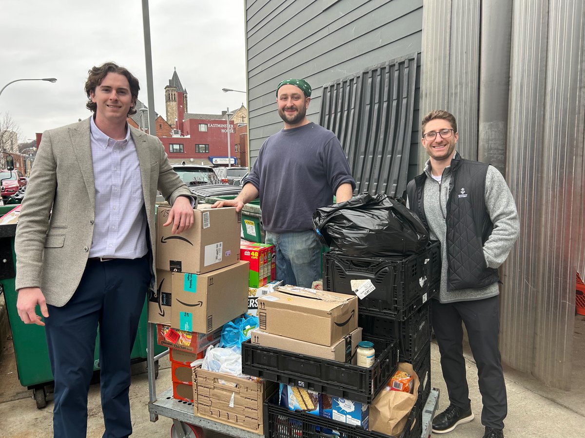 Shout out to <a href="/Hendersonbros_/">Hendersonbros</a> for their big donation of food! Thank you for supporting our food pantry! <a href="/EastLibertyPgh/">East Liberty</a> <a href="/EastLibChamber/">East Liberty Chamber</a> 

Email development@eecm.org for more info on starting your own food drive!