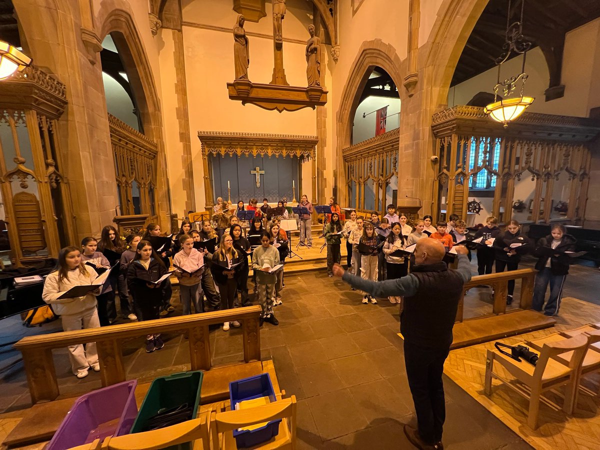 The Fab Tour rehearsing ahead of tonight’s 19.30 performance <a href="/LiverpoolParish/">L'pool Parish Church</a> #Wyverns <a href="/St_Faiths/">St Faith's Cambridge</a>